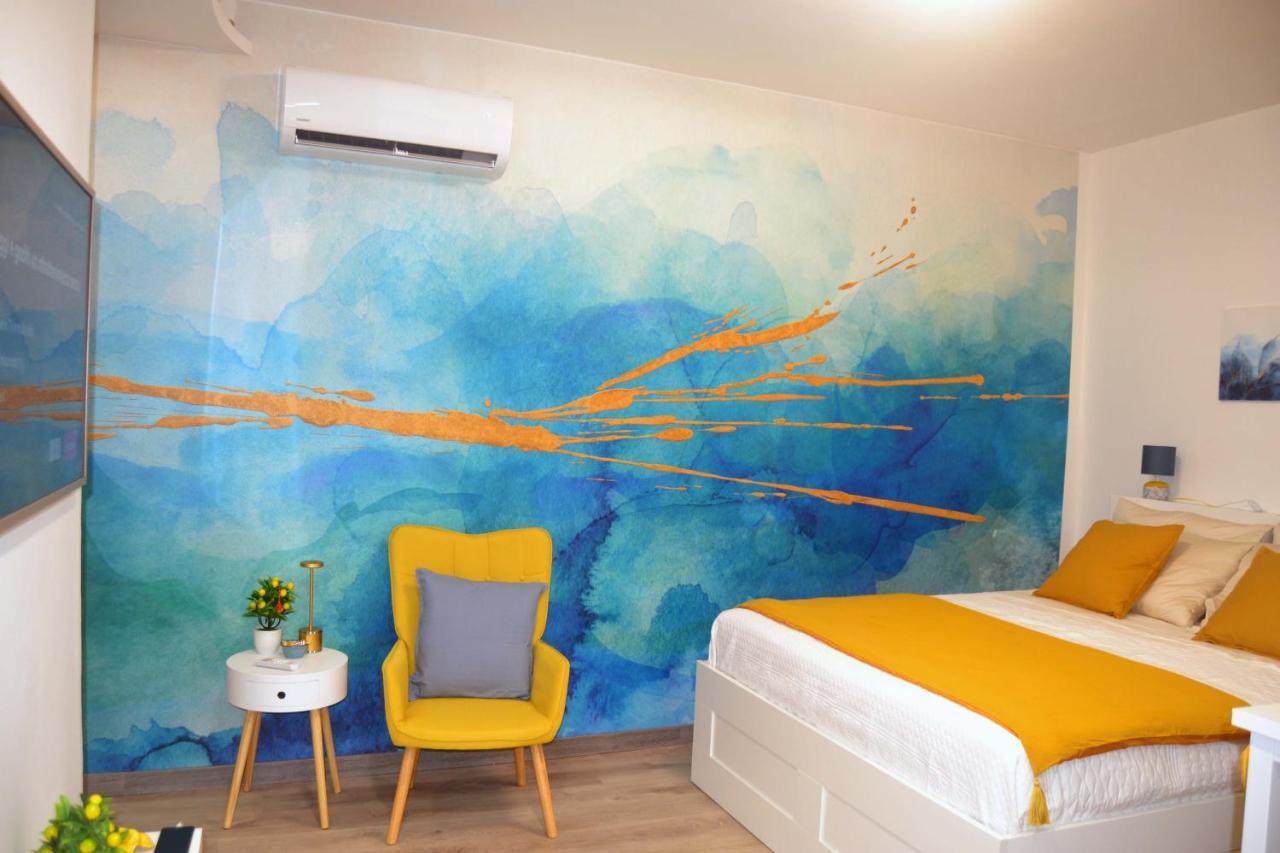 Room&Chiaia Neapol Zewnętrze zdjęcie
